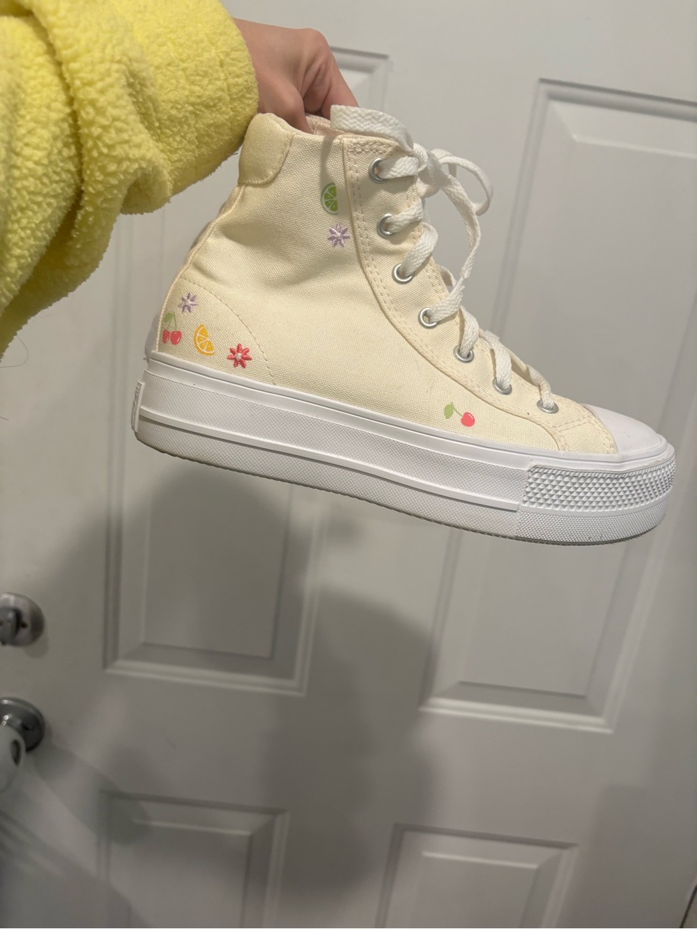 Converse Cream High-Top Sneakers with Tiny Fruit Embroidery